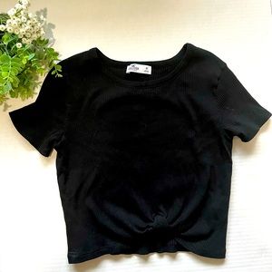 Hollister black crop top - size medium